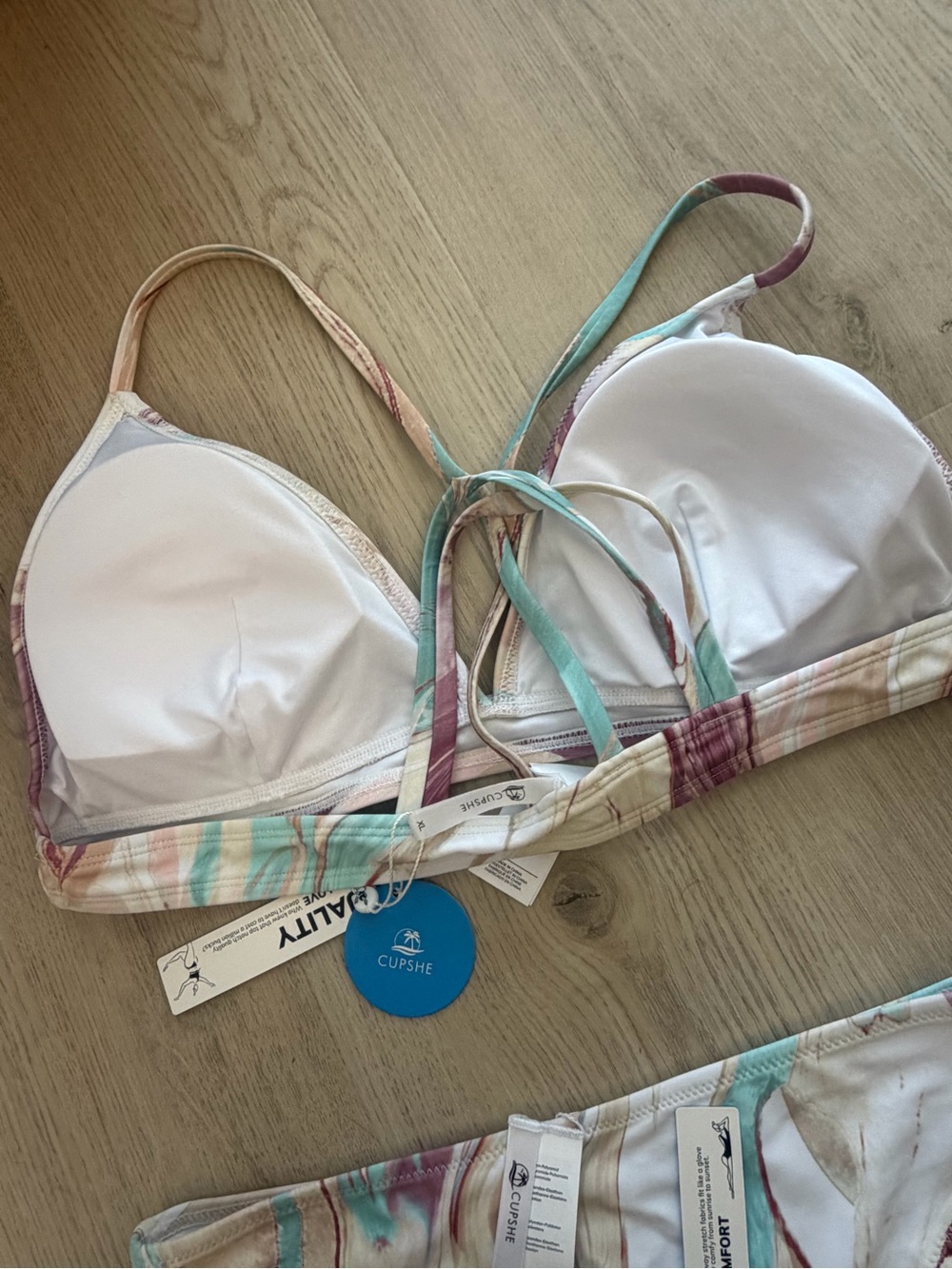 Cupshe Bikini - Picture 3 of 3